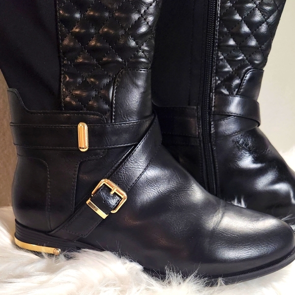 Annabeth Quilted Flat Boot - Picture 2 of 4